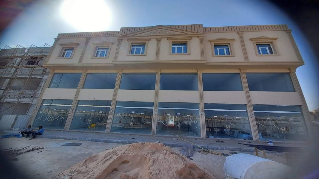 إنشاء مباني تجارية