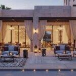تصميم المجلس الخارجي في قطر: دليل الفخامة والضيافة 2026